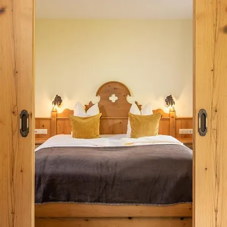 Hotel Naturhotel Huettenwirt Im Grossarltal Hüttschlag