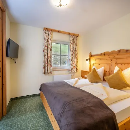 Naturhotel Huettenwirt Im Grossarltal فندق 4*