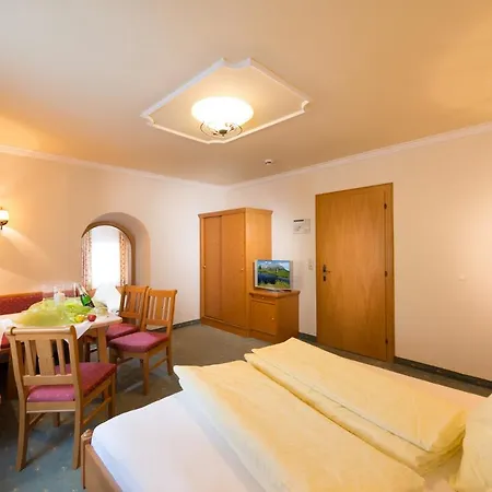 Hotel Naturhotel Huettenwirt In Middle Of Nature 4*