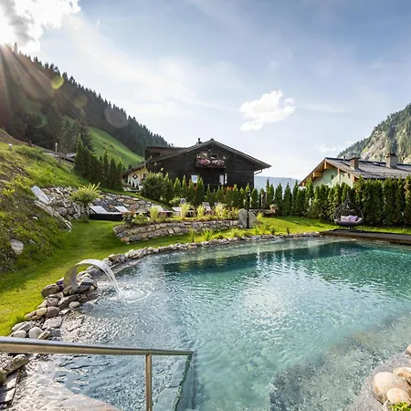 Naturhotel Huettenwirt In Middle Of Nature 4*