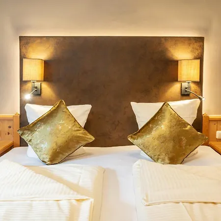 Отель Naturhotel Huettenwirt Im Grossarltal 4*