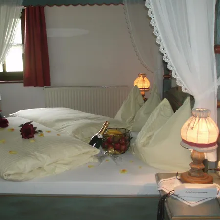 Naturhotel Huettenwirt Im Grossarltal 4* Huttschlag