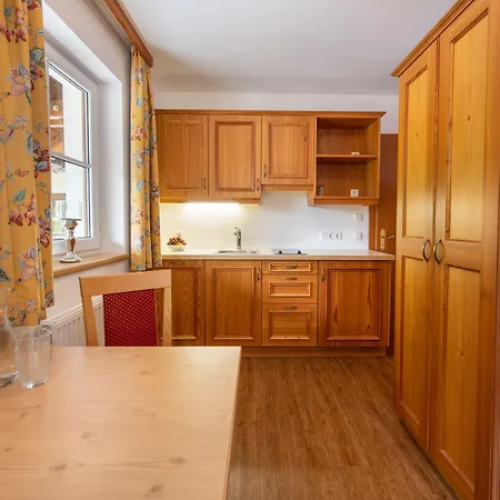 فندق Naturhotel Huettenwirt Im Grossarltal Hüttschlag