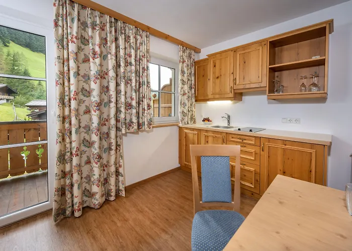 Naturhotel Huettenwirt Im Grossarltal 4* Hüttschlag