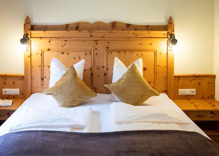 Naturhotel Huettenwirt Im Grossarltal 4* Hüttschlag