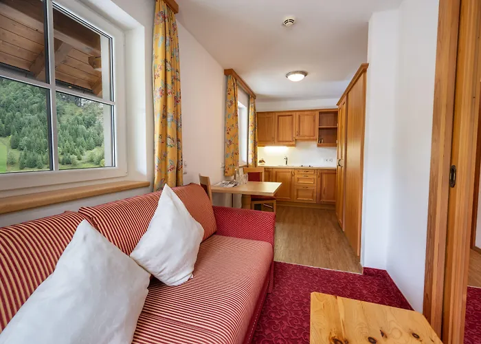 Naturhotel Huettenwirt Im Grossarltal 4* Hüttschlag